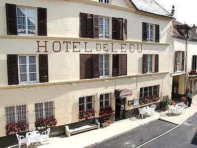 Hotel L' Ecu Montbard Εξωτερικό φωτογραφία