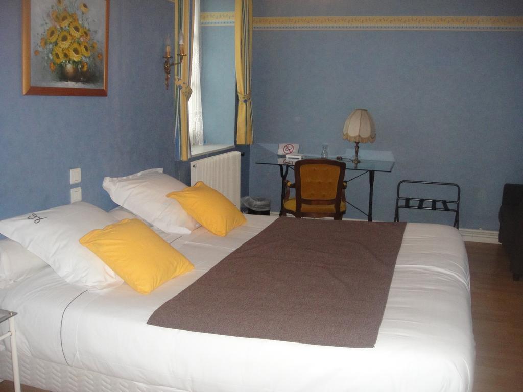Hotel L' Ecu Montbard Εξωτερικό φωτογραφία