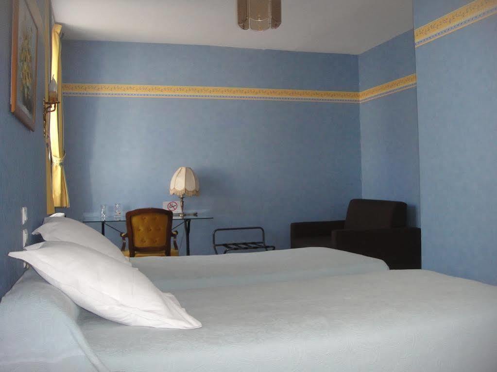 Hotel L' Ecu Montbard Εξωτερικό φωτογραφία